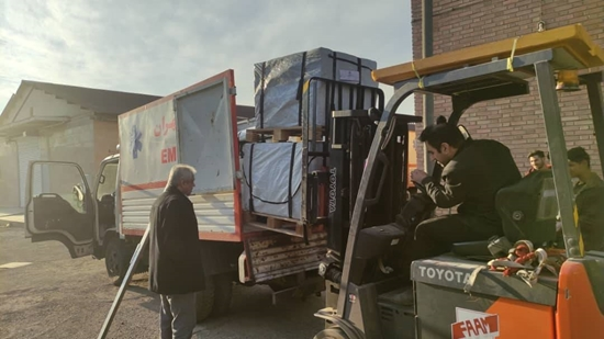 ارسال محموله چادرهای وزارت بهداشت به مناطق زلزله زده خوی 