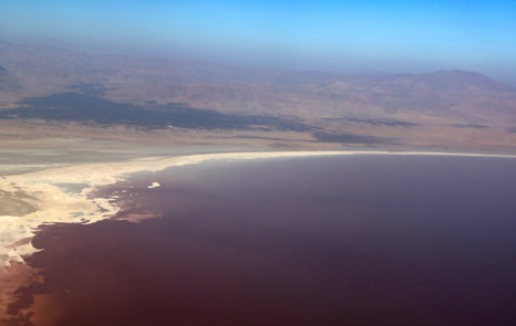 اوضاع دریاچه ارومیه بحرانی است