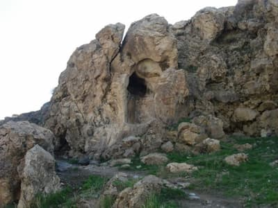 كتیبه كانی اژدهای اشنویه، یكی از قدیمی‌ترین اسناد مرتبط با آب در شمال غرب ایران