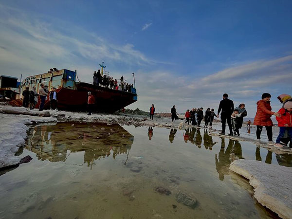 سواحل دریاچه ارومیه سامان‌دهی می‌شود