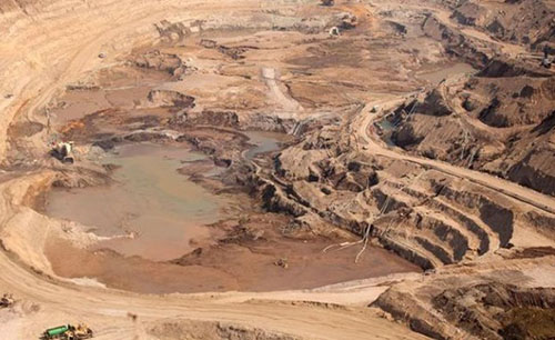 معدن تیتان قره‌آغاج ارومیه به بهره‌برداری می‌رسد
