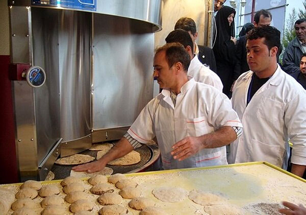 جمعه در ارومیه هیچ نانوایی تعطیل نیست