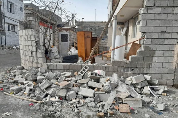فونداسیون خانه‌های زلزله‌زده خوی ریخته شد