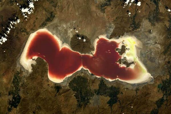آخرین وضعیت دریاچه ارومیه از منظر فضا