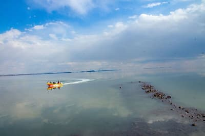 دریاچه ارومیه یک میلیارد و ۷۷۰ میلیون متر مکعب آب دارد