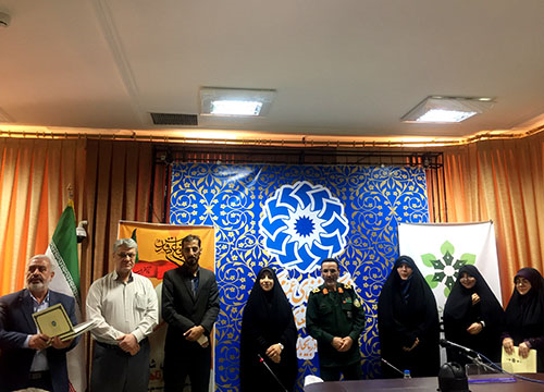 برگزاری محفل شعر "از همدلی تا همراهی" در ارومیه