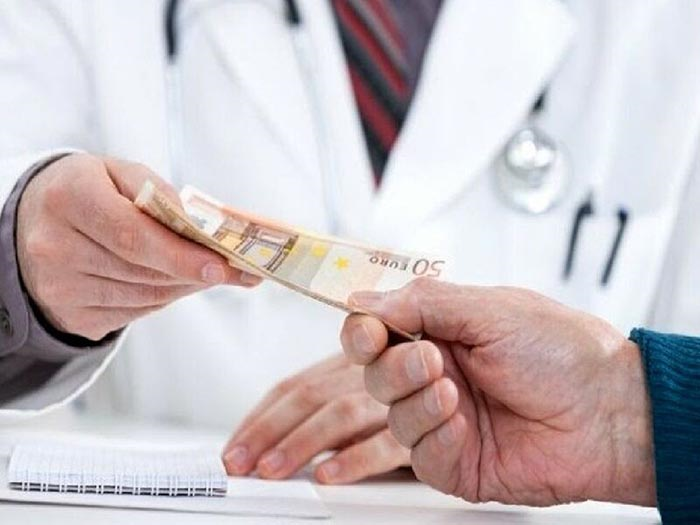 «حق‌الزحمه» درمان؛ از واقعیت تا توجیهی برای زیرمیزی