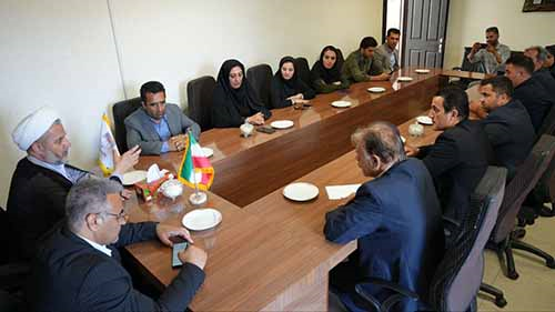 از نقدهای خبرنگاران استقبال می‌کنیم