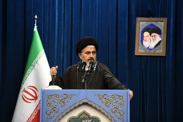 تقویت جایگاه زبان فارسی در عرصه بین‌المللی ضروری است