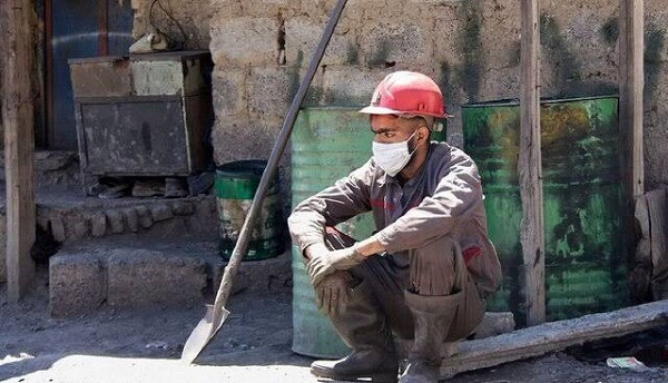 پول بیمه تکمیلی را از کارگر می‌گیرند اما از درمان خبری نیست