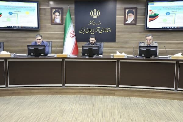 لزوم تسهیل روند صدور مجوزها برای احداث نیروگاه خورشیدی