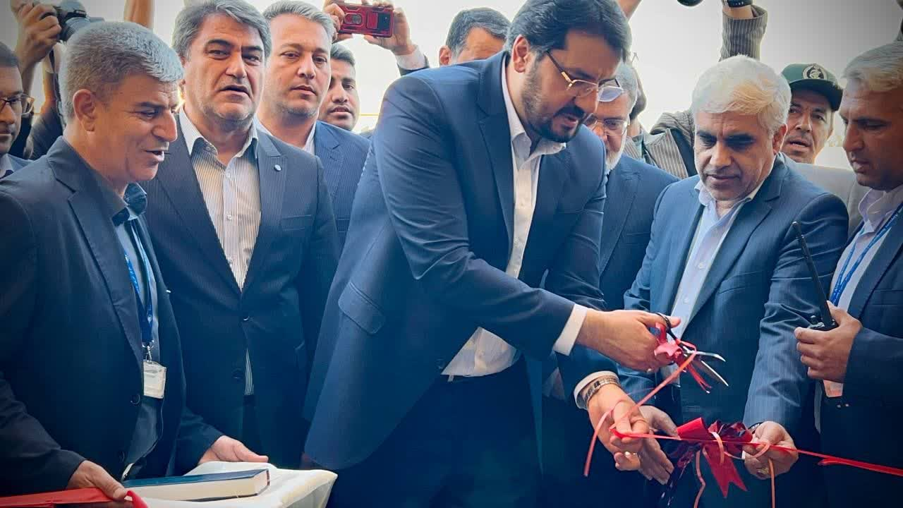 سامانه روشنایی فرودگاه خوی به بهره برداری رسید