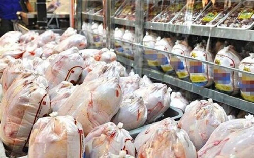 ۲۳۰۰ هزار تن گوشت قرمز و مرغ منجمد در آذربایجان غربی توزیع شد