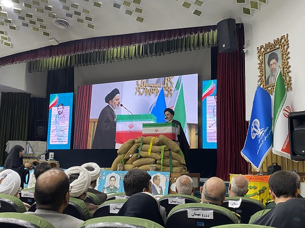 باید تجربیات طب رزم برای نسل‌های آینده ثبت شود