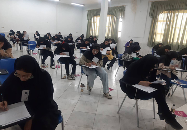 کنکور علوم تجربی در آذربایجان‌غربی آغاز شد